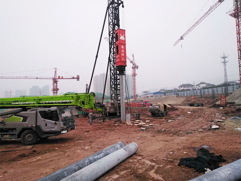 液壓錘擊樁機(jī) 液壓錘擊樁機(jī)